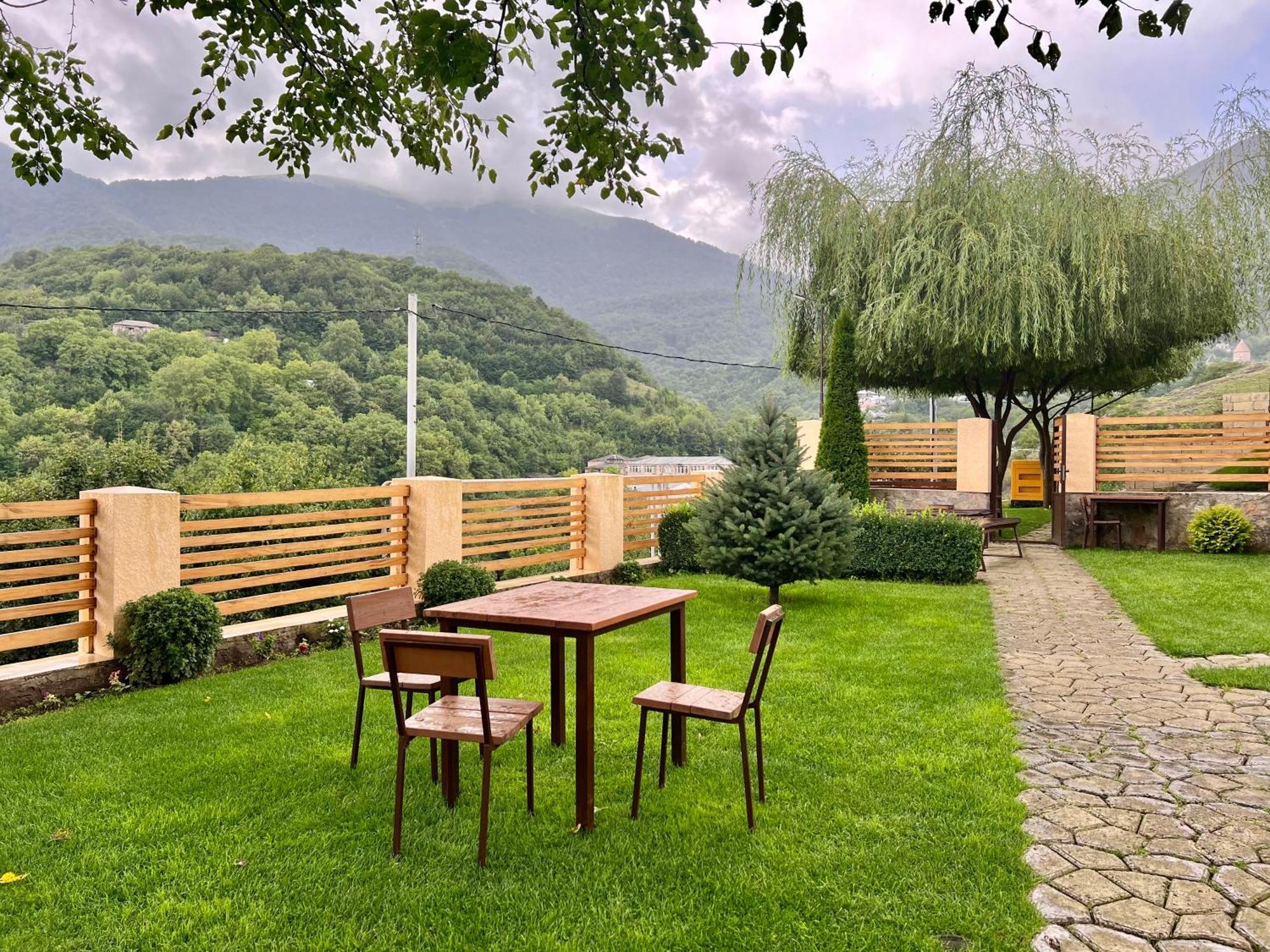 Dilivita Rest House Dilijan Exterior photo