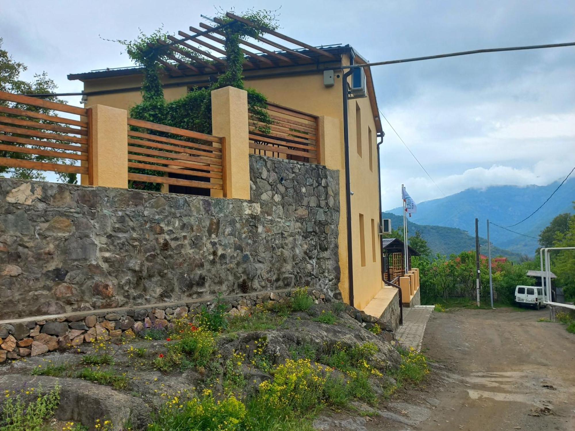 Dilivita Rest House Dilijan Exterior photo